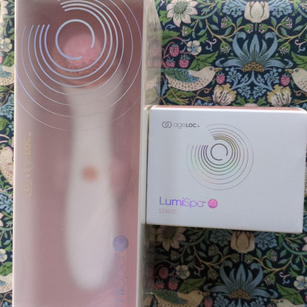 未開封　ルミスパio LumiSpa 美顔器 ホワイト・ローズゴールド＆スタンド