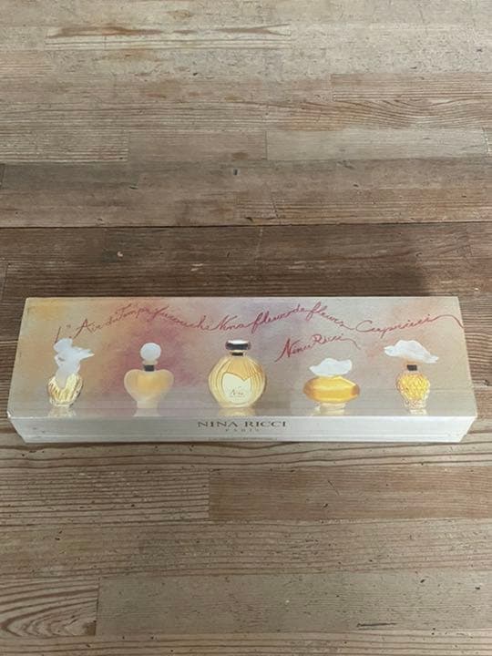 NINA RICCI PARIS 香水