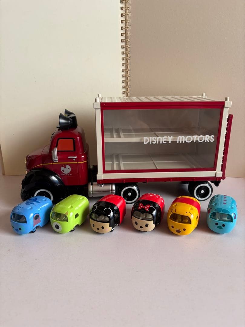 ディズニーモータース と、トミカ6台セット