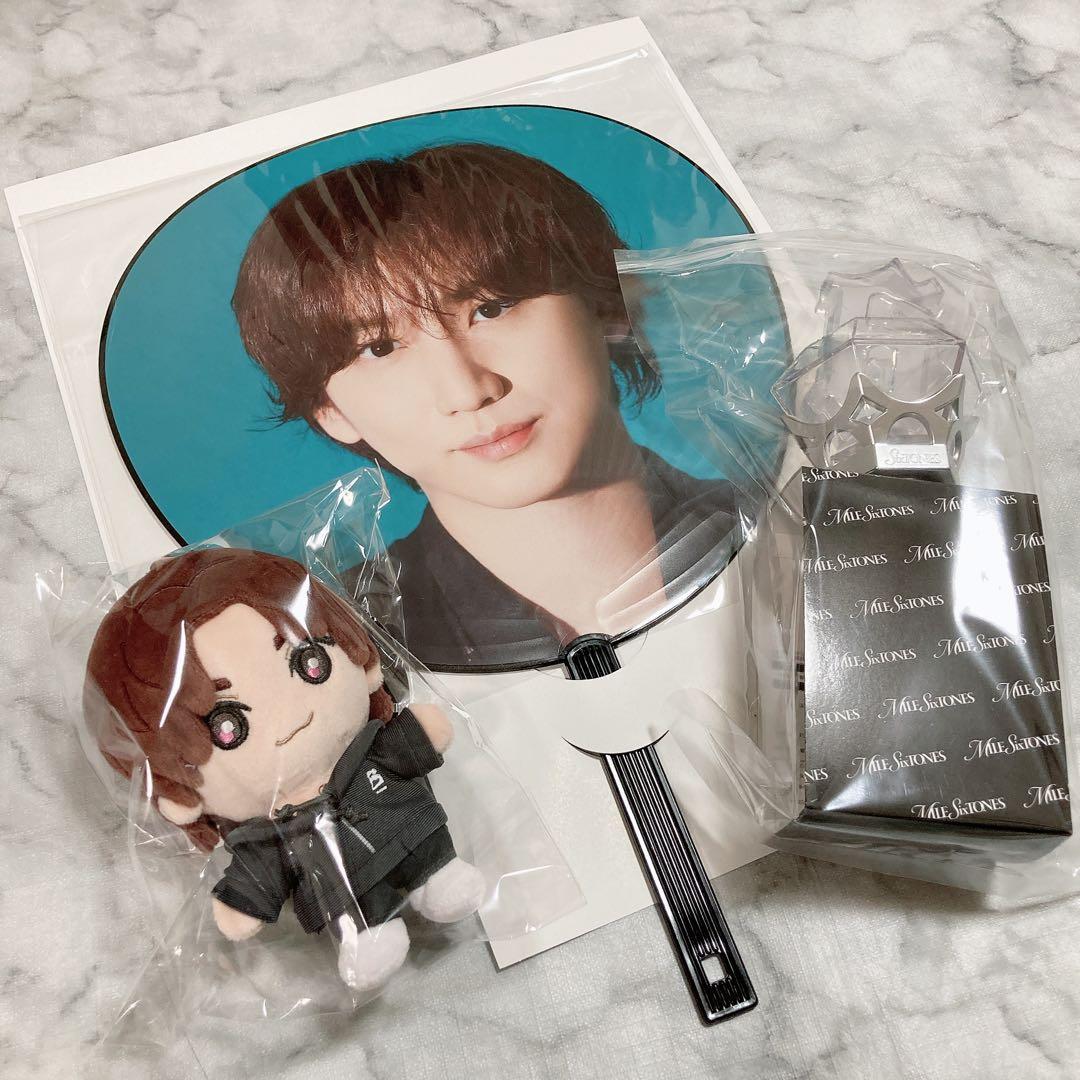 SixTONES 2026ストーンズ　グッズ　ペンライト　うちわ　ぬいぐるみ