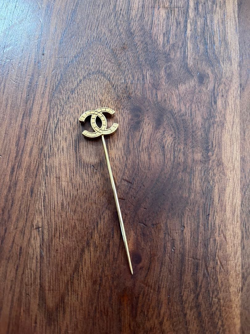 CHANEL ゴールド ピン