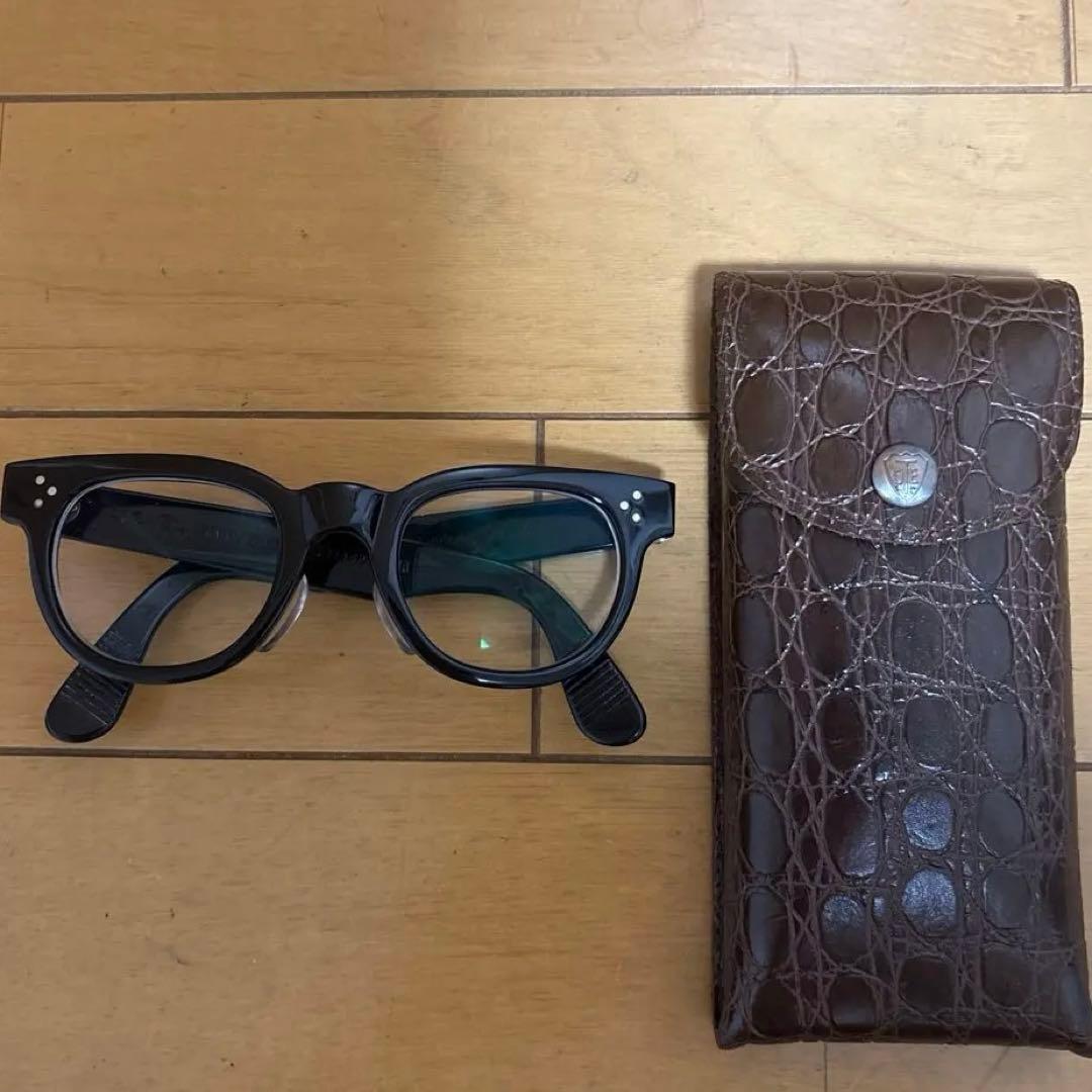 イタリア製　Tart optical FDR 46/24 ブラック