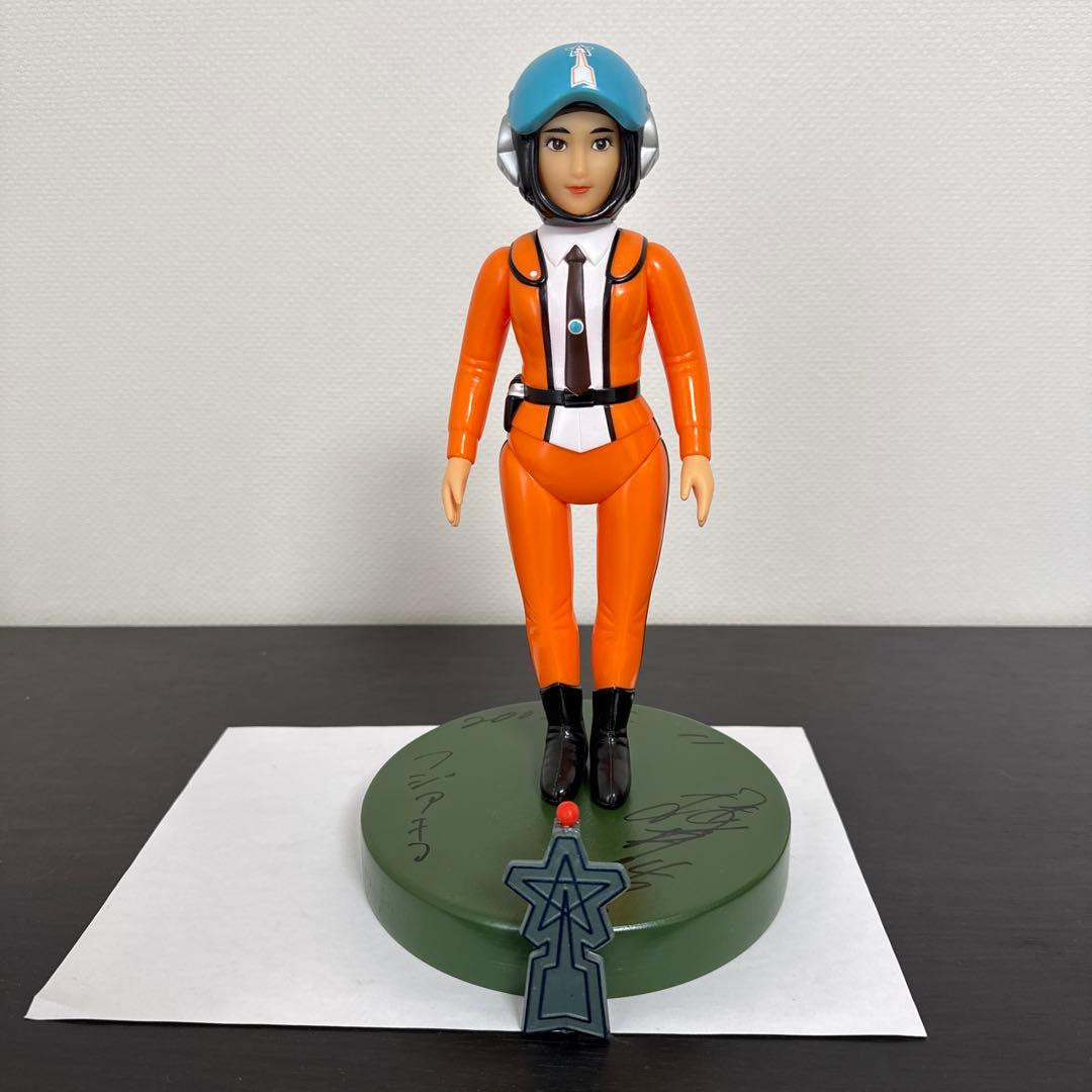 t*e様 m1号　フジアキコ隊員　桜井浩子サイン入り 巨大フジ隊員」サイン入りブロマイド…？: Shirow'sぷれしゃす・もーめんと