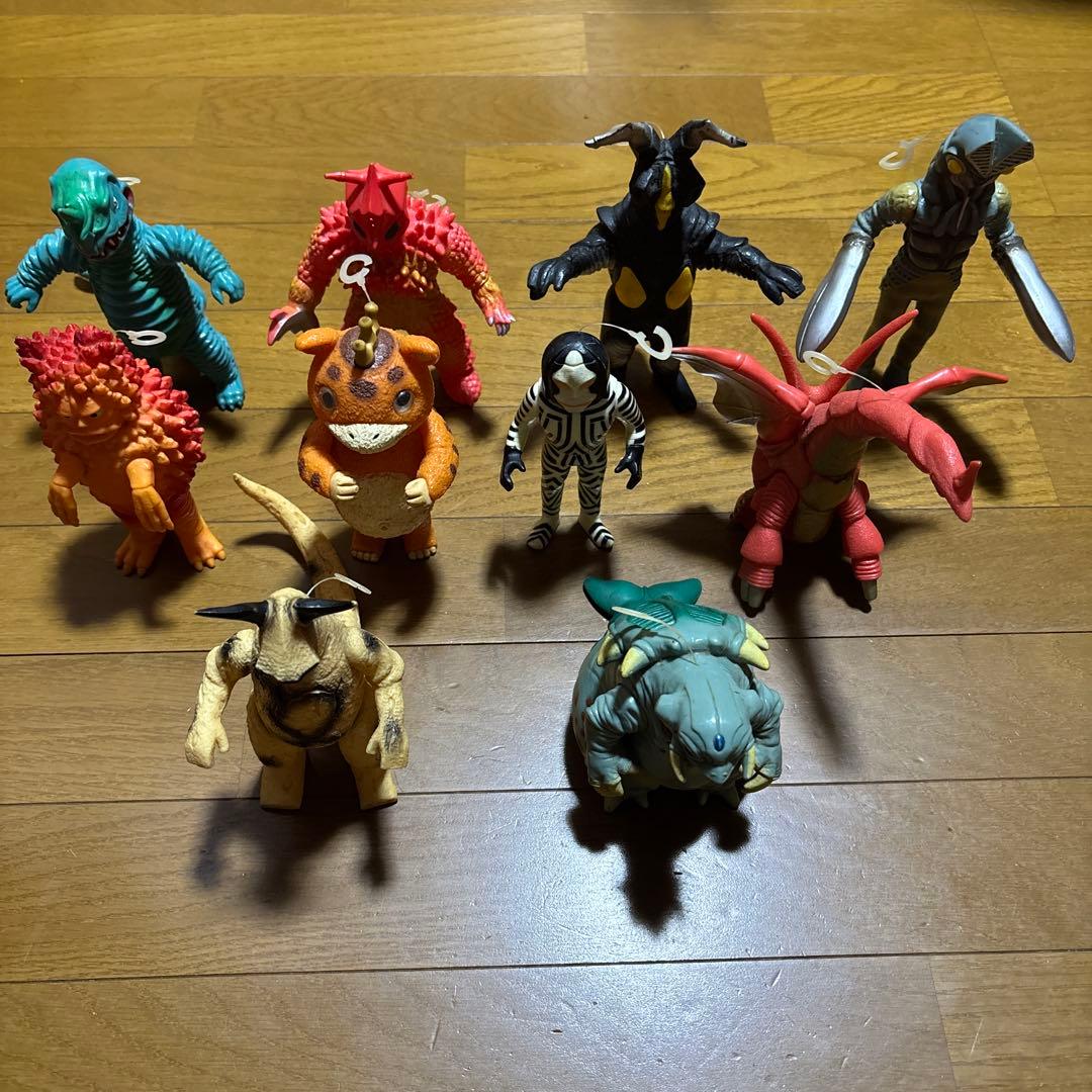 ウルトラ怪獣　10体