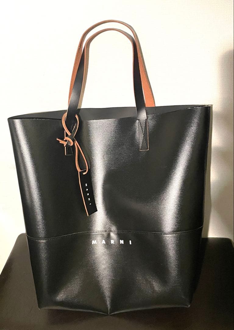 MARNI ブラック トートバッグ