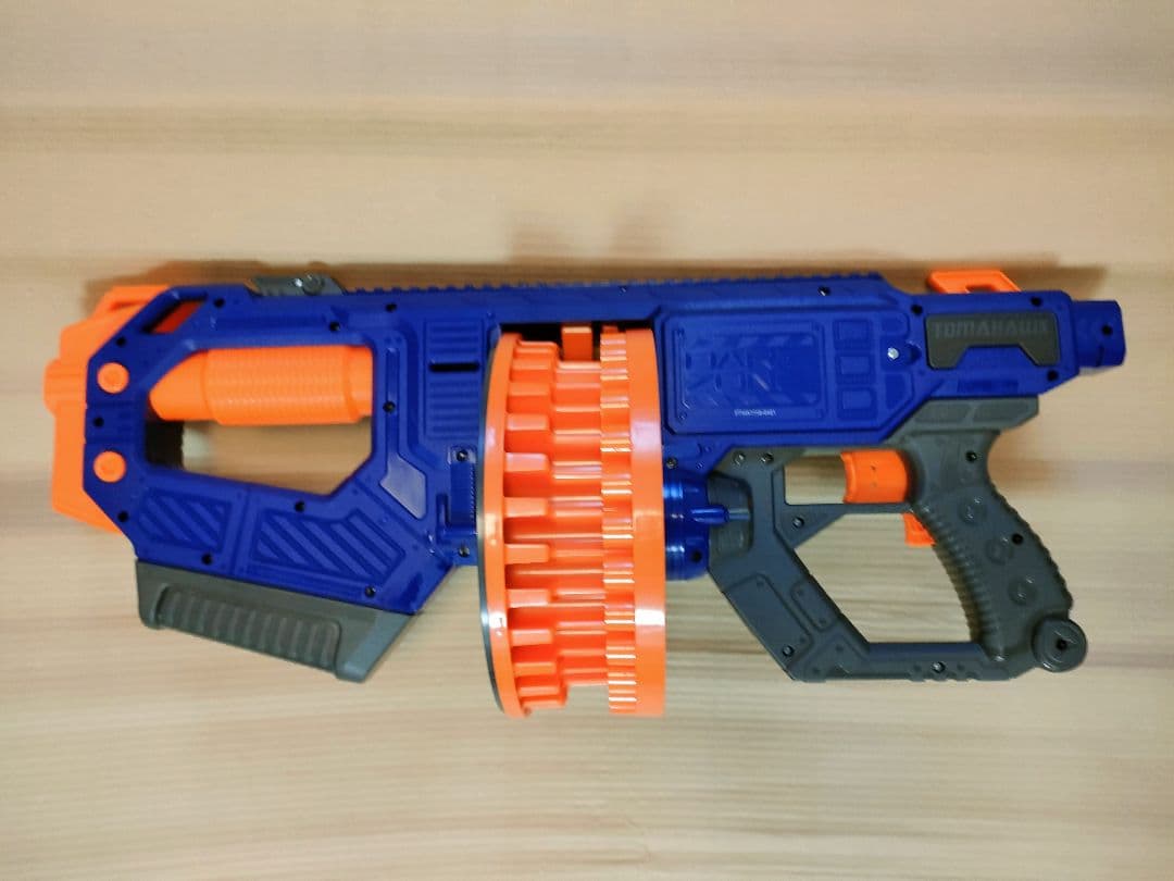 ナーフ　Dartzone　Tomahawk　トマホーク　ダートゾーン