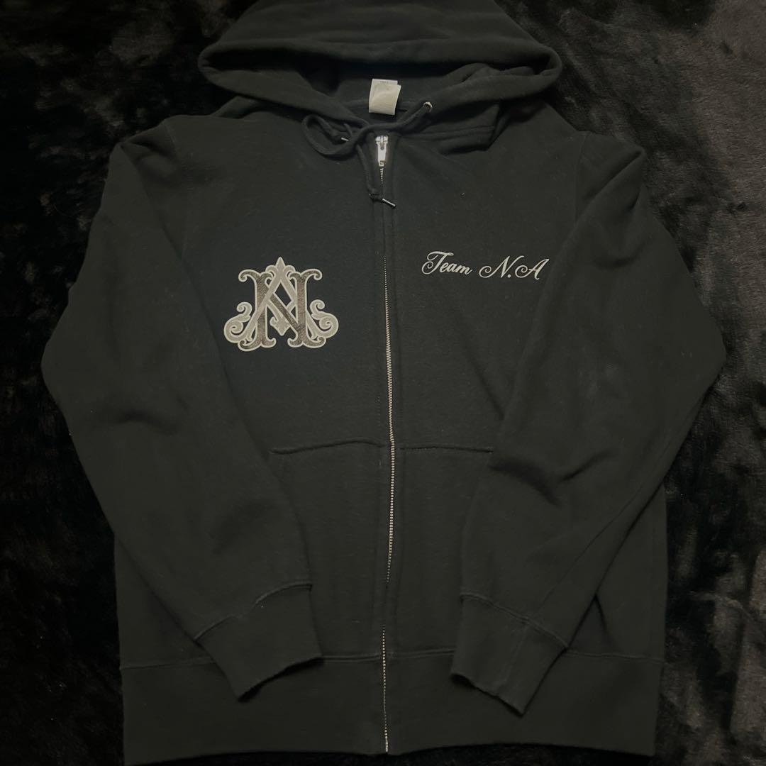 安室奈美恵 ロゴパーカー - メルカリ