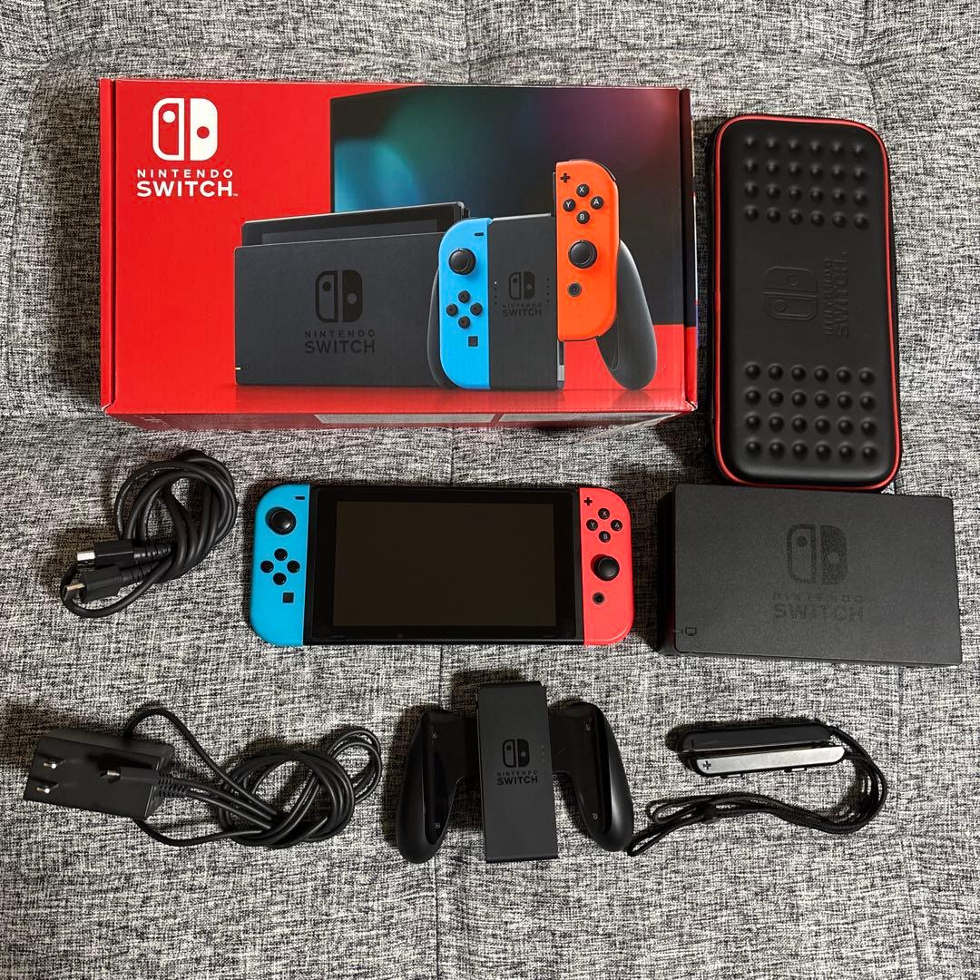 Nintendo Switch 本体　SDカード　ケース付き 株式会社 HORI | カードケース6+2 for Nintendo Switch ブラック