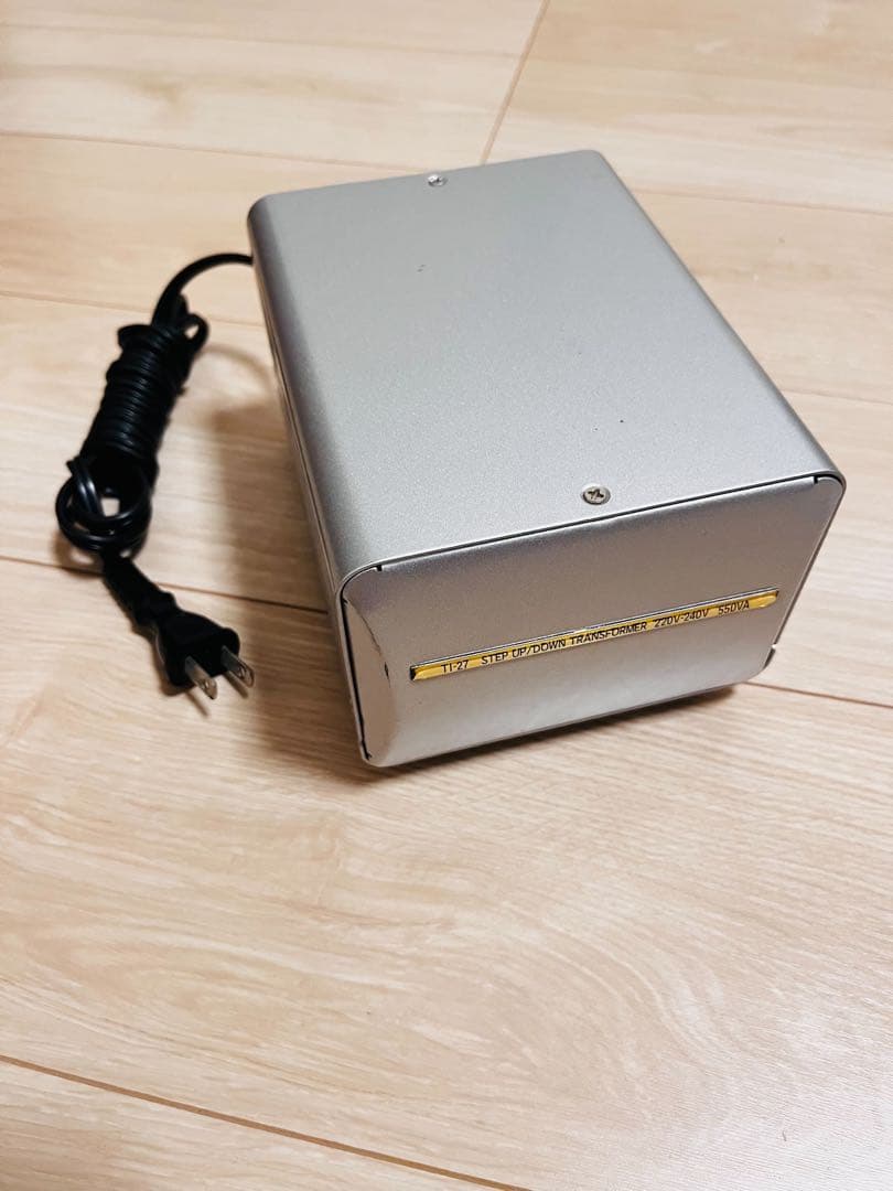 変圧器 100V/230V 1500W 昇圧・降圧　海外赴任の方向け pal1500ep-img2.jpg