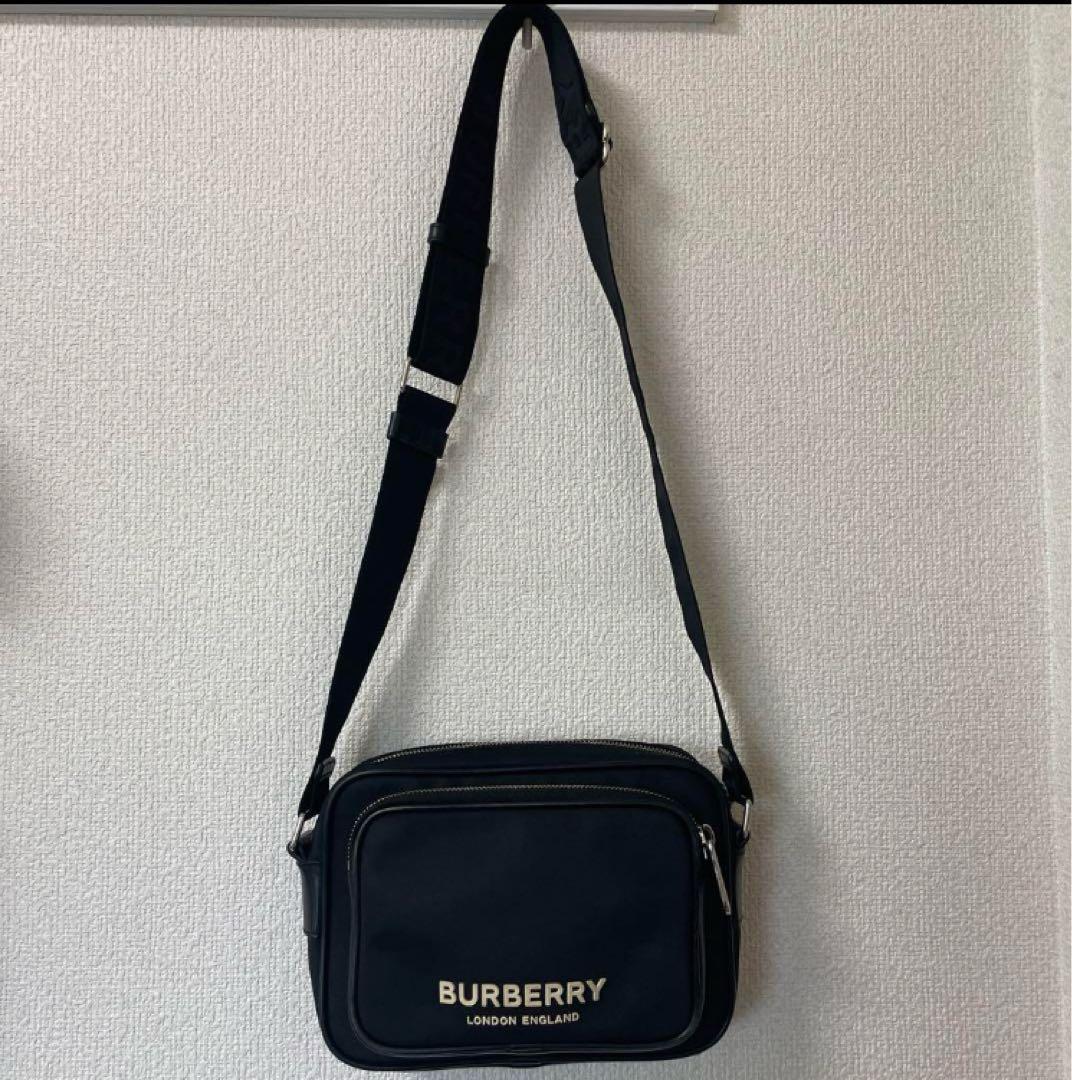 バーバリー パディバッグ PADDY カメラバッグ ショルダーバッグ ブラック BURBERRY（バーバリー） 24AWモデル メンズ PADDY パディバッグ クロス