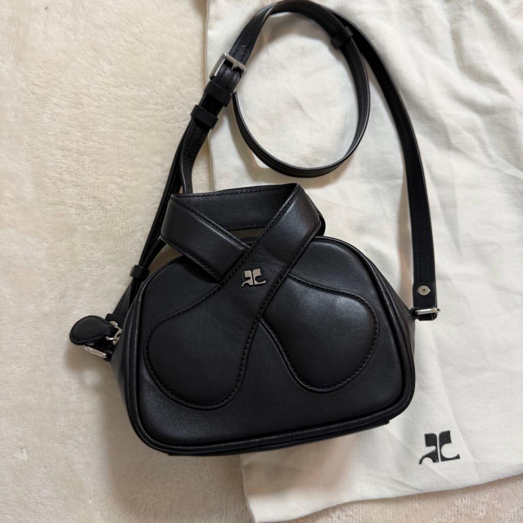 courreges ループバッグ