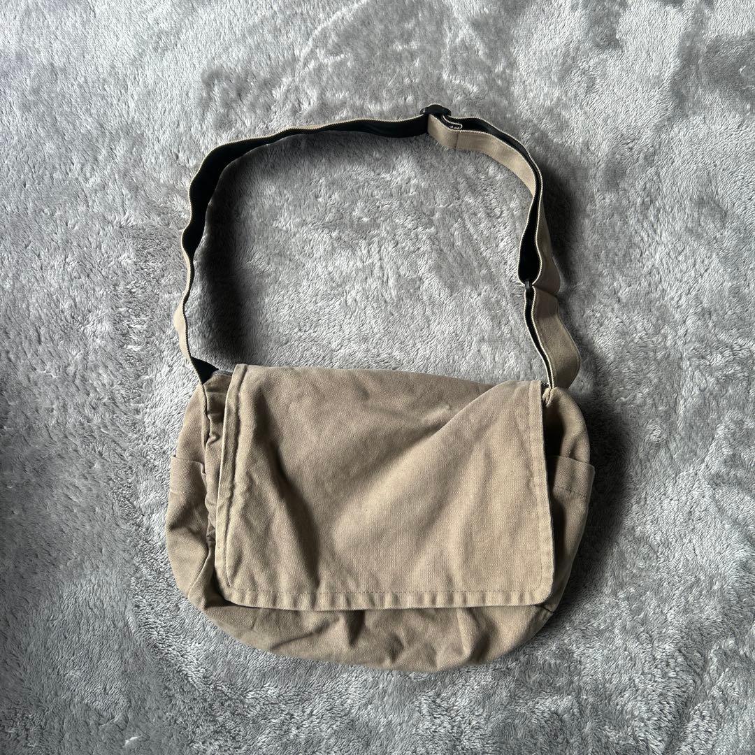 ベージュ キャンバス ショルダーバッグ - メルカリ