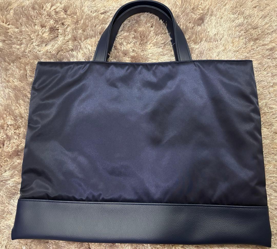 ファミリアbibiy バッグ ネイビー 最安値 確実正規品 - メルカリ