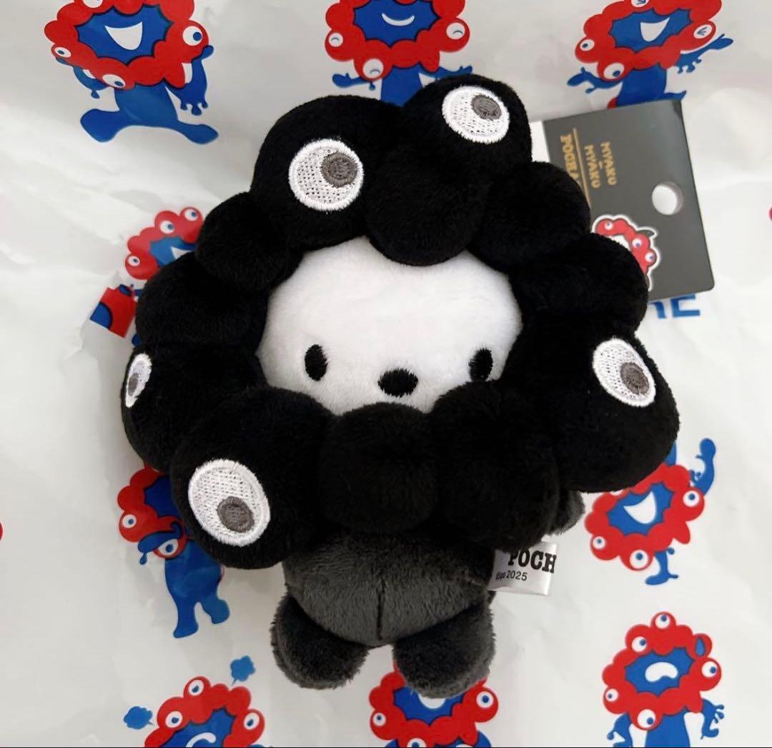 ミャクミャク なりきりぬいぐるみ（BC） 黒 カラビナ ポチャッコ