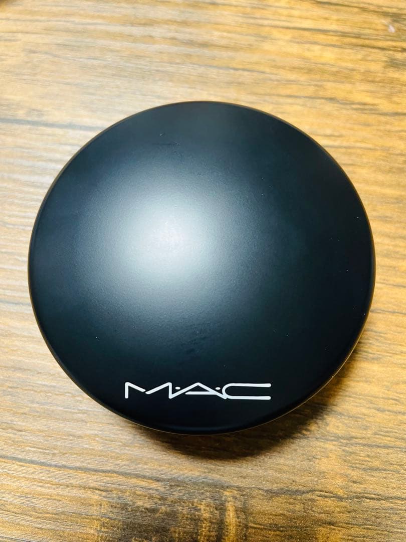 MACミネラライズスキンフィニッシュナチュラル ライトプラス M・A・C / ミネラライズ スキンフィニッシュ/ナチュラル ライトの公式