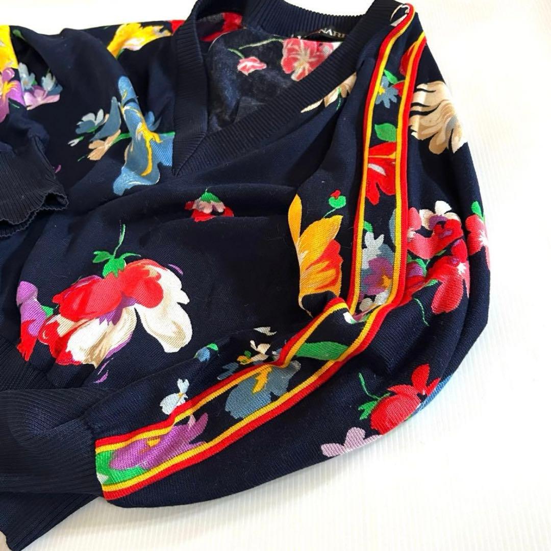 レオナールLEONARD 花柄 Vネックカットソー フラワー ネイビー 春