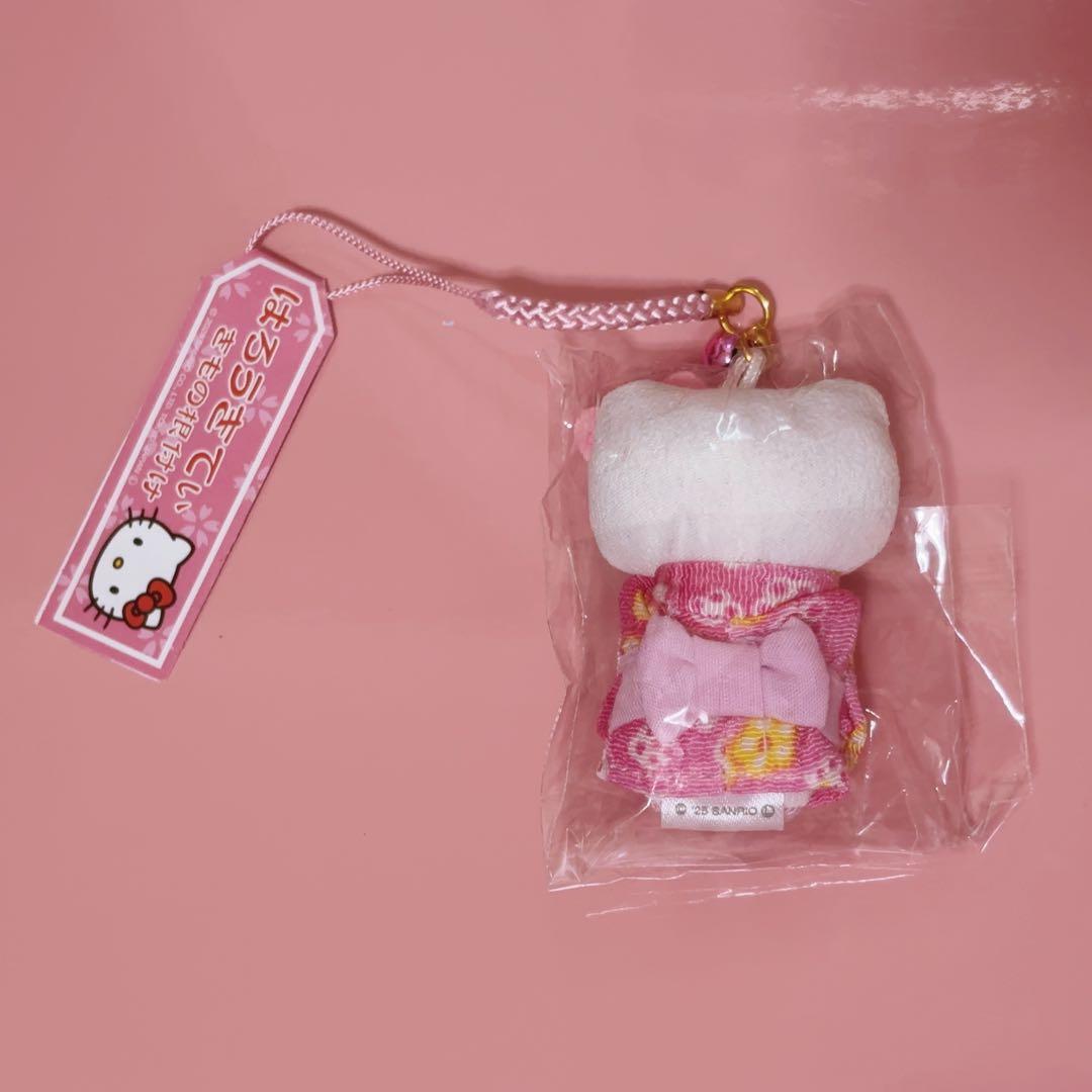 新品未使用】ハローキティ きもの根付け - メルカリ