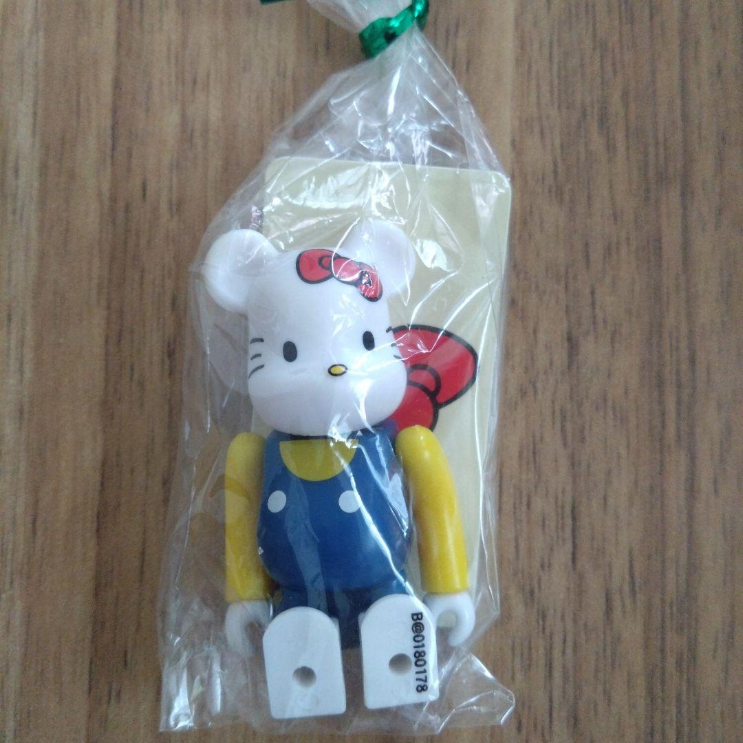 ☆最終値下げ☆ キティちゃん ベアブリック100% - メルカリ