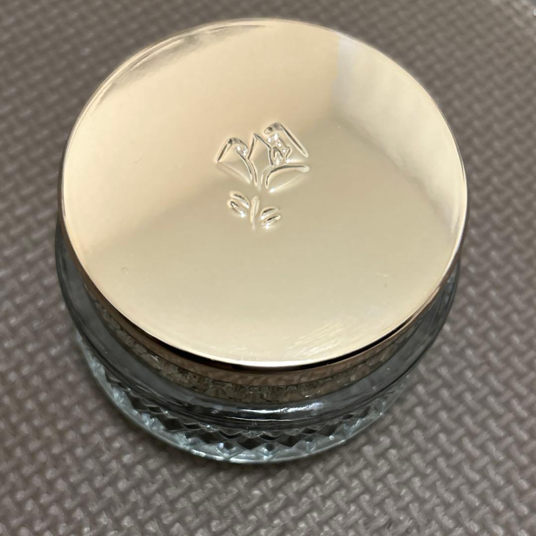 ランコム アプソリュ エッセンス イン パウダー フェイスパウダー