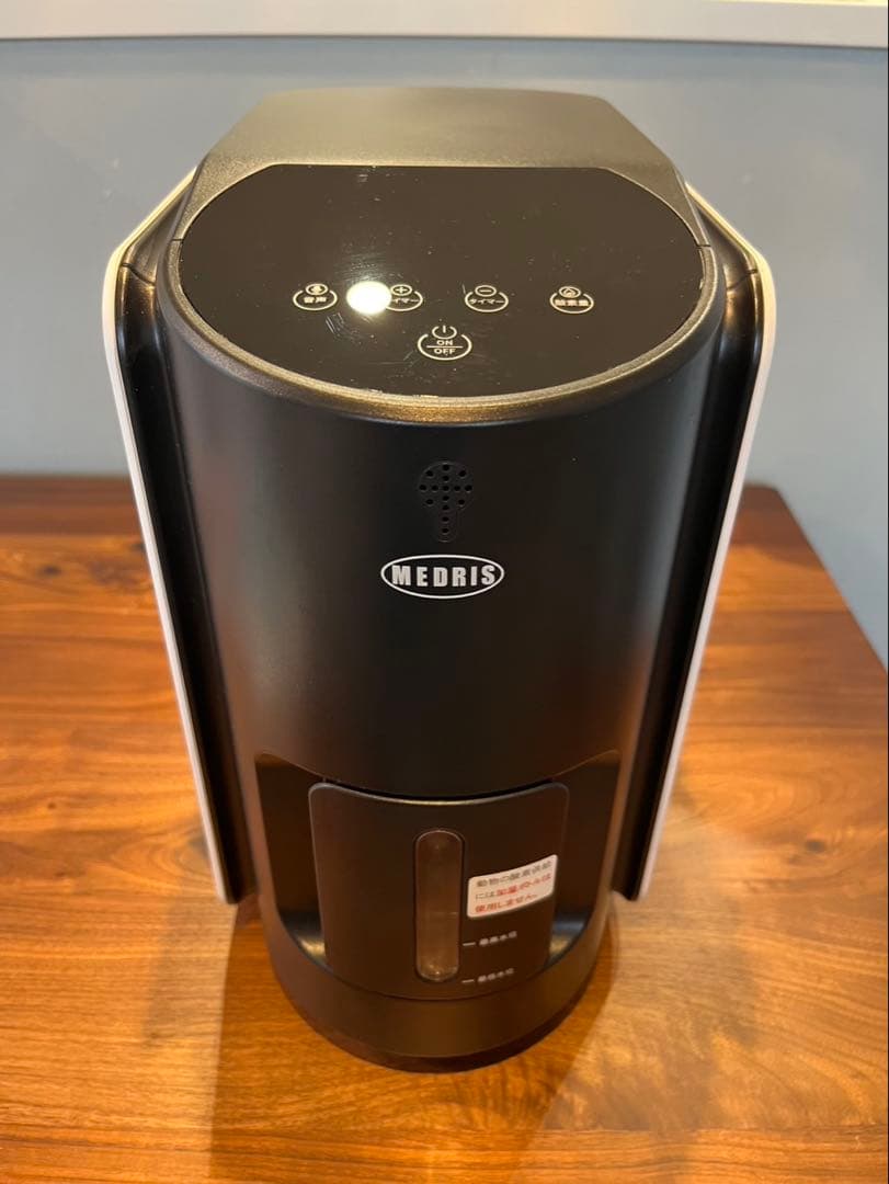 値下げ可能！ MEDRIS 家庭用酸素発生器　酸素濃縮器