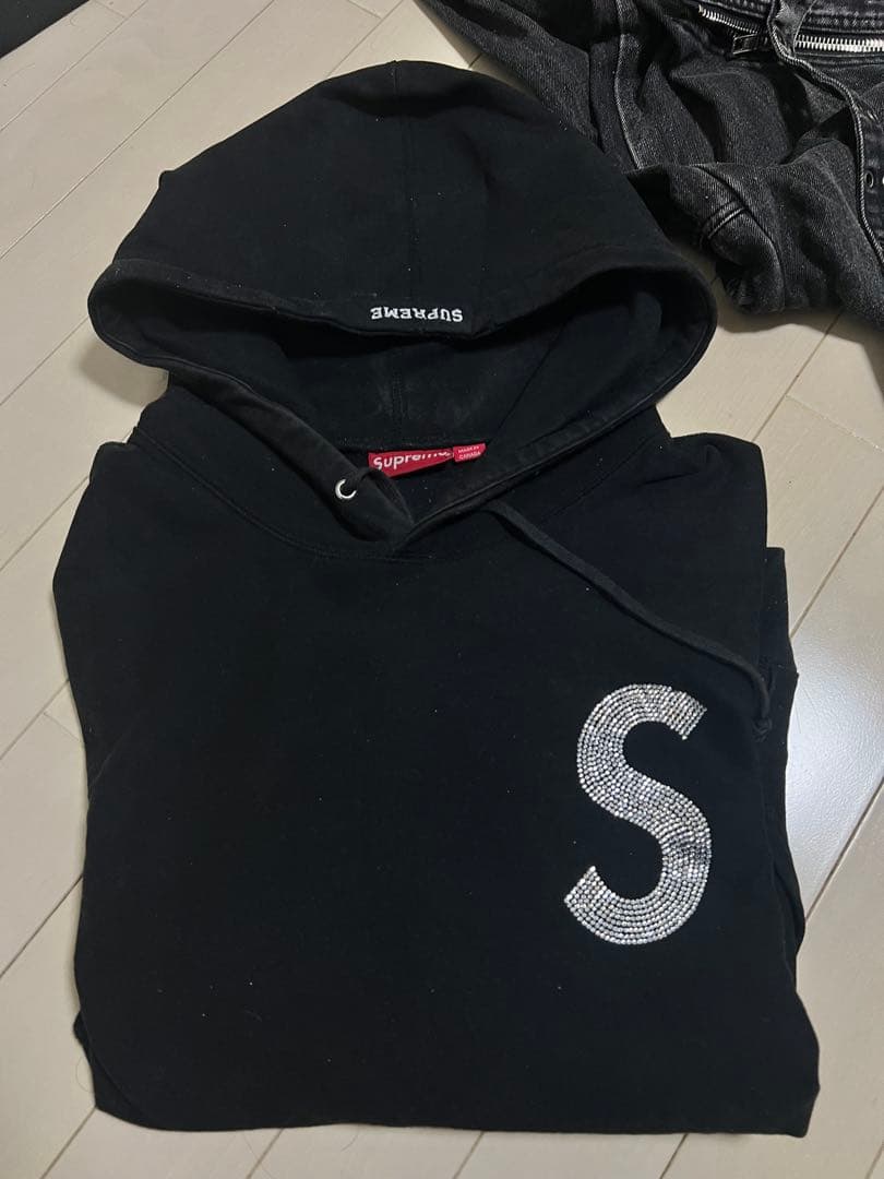 supreme パーカー　スワロフスキー　swarovski