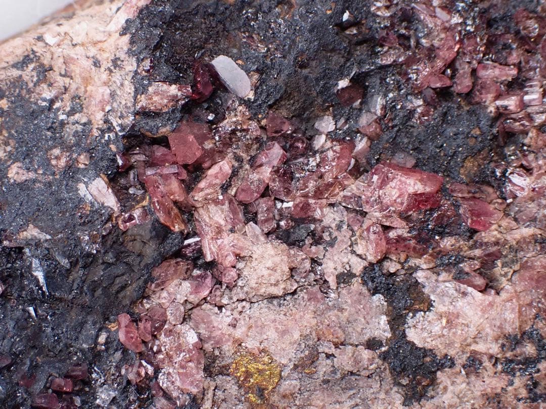 パイロクスマンガン鉱　田口鉱山