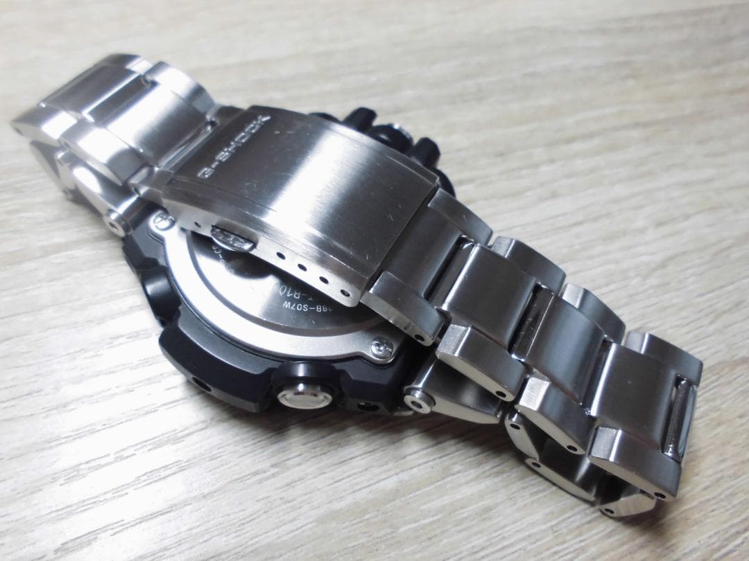 JOY様専用 ジーショック GST-B100XA スマホ接続OK メタルバンド - メルカリ