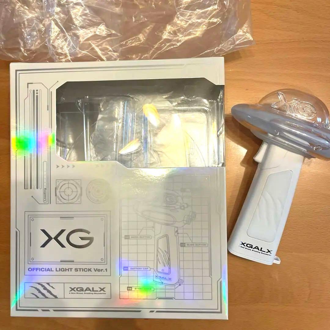 XG ペンライト ペンラ トレカ付 - メルカリ