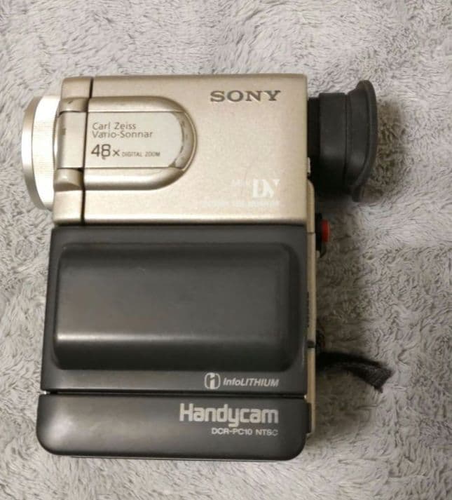 Sony DCR-PC10 MiniDVビデオカメラ - メルカリ