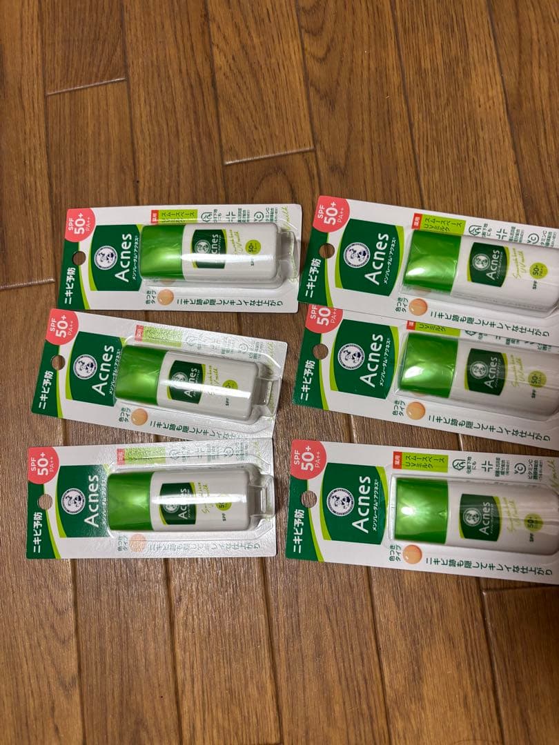 アクネスUV日焼け止めティントミルク✖️6本