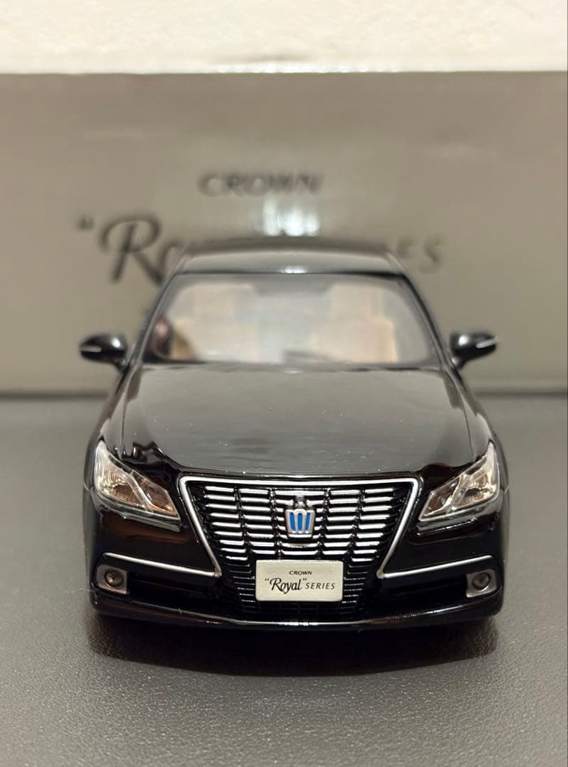 1/30 トヨタ クラウンロイヤルサルーン カラーサンプル 非売品 202