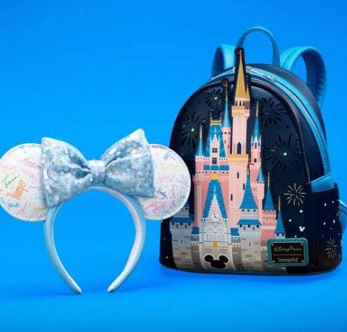 Loungefly WDW シンデレラ城 光る ラウンジフライ ミニリュック - メルカリ