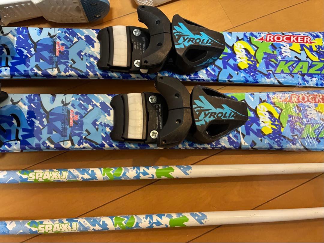 美品KAZAMA 板86cmスキーセット靴18or19or20cm - メルカリ