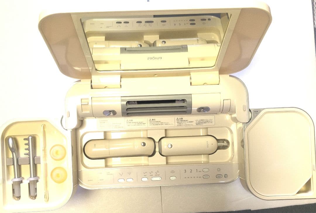 サキナ　ビジュー　美顔器