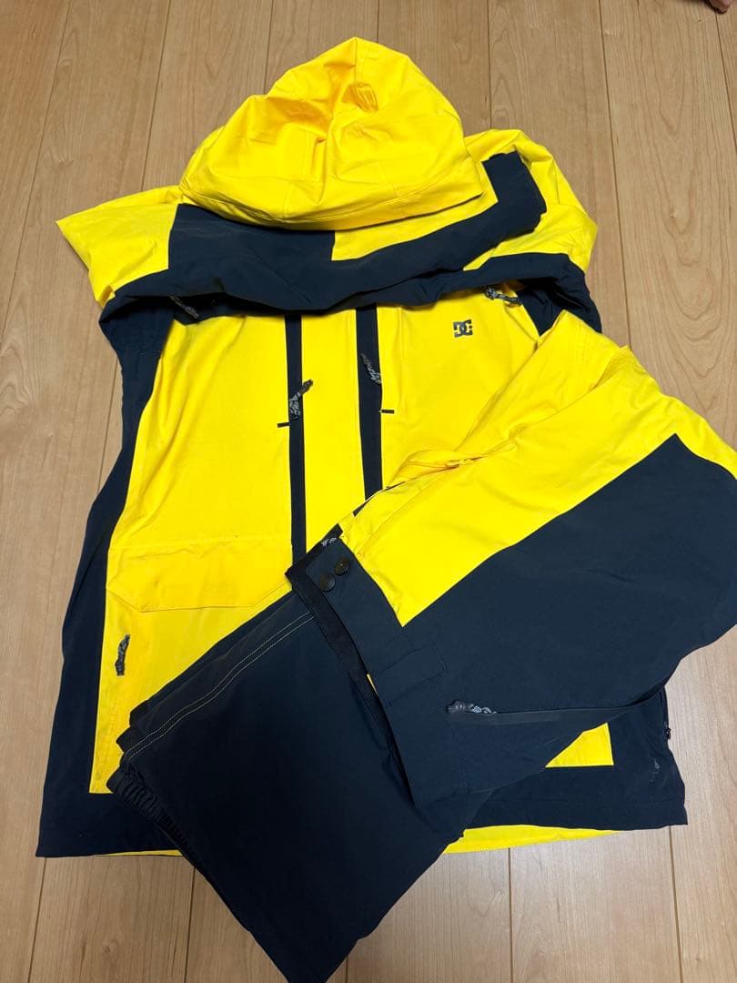 k*_様 【上下セット】DC ディーシー　スノーボードウェアセット イエロー/ブ