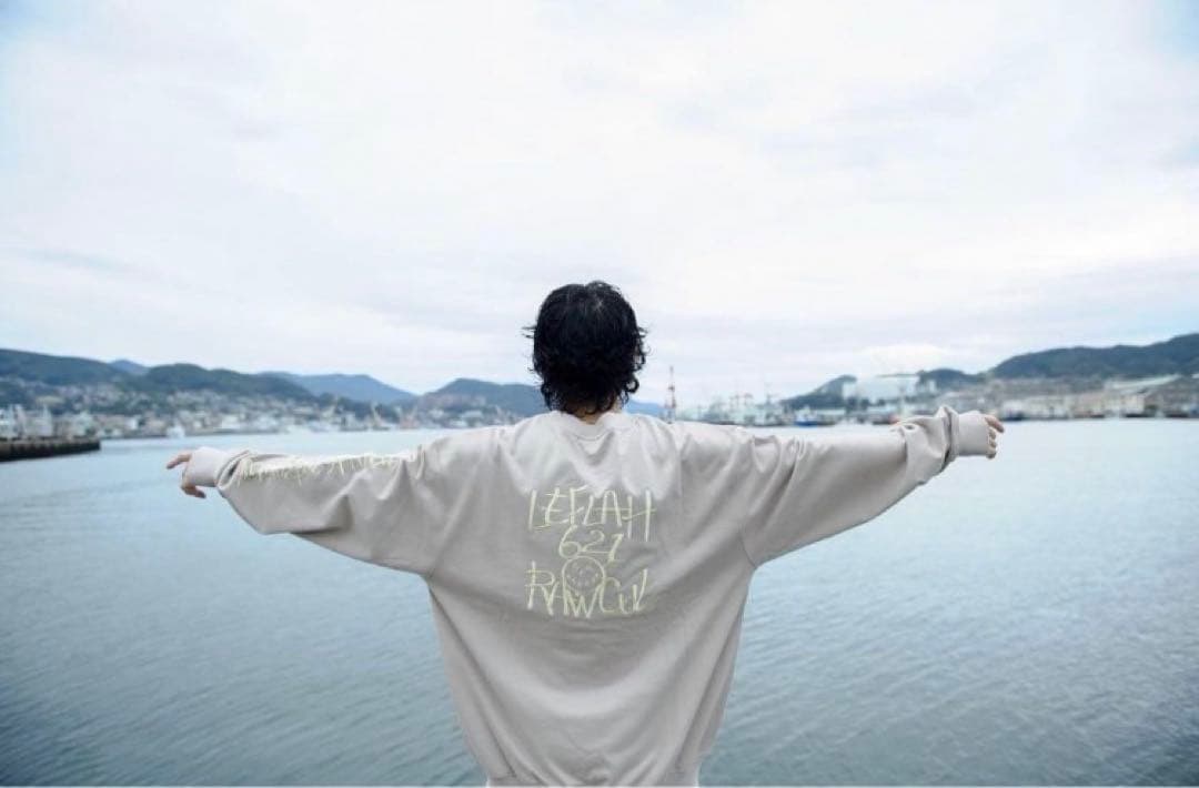 レフラー LEFLAH トレーナー スウェットWANIMA KENTA Amazon.co.jp: レフラー LEFLAH WANIMA(ワニマ) RAY(レイ) 着用