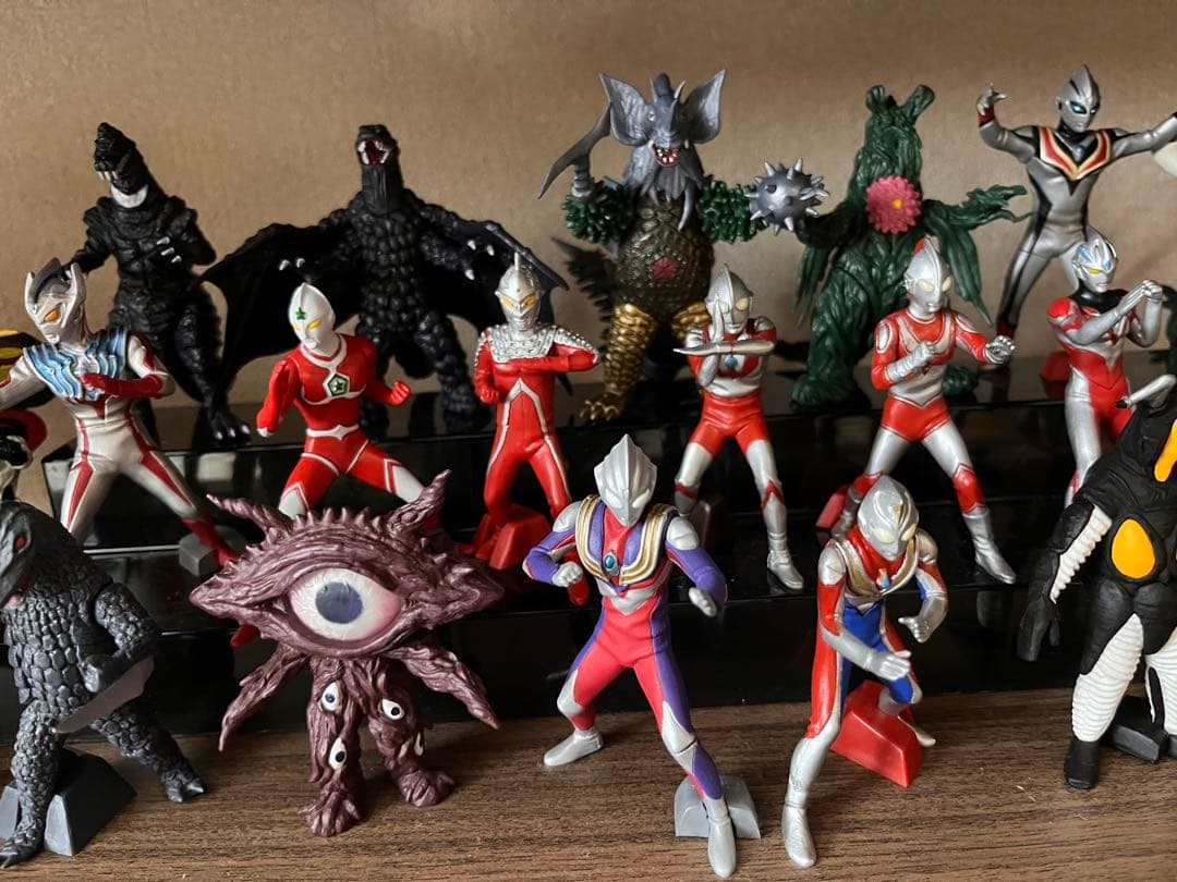 hg ウルトラマン フィギュア まとめ売り - メルカリ