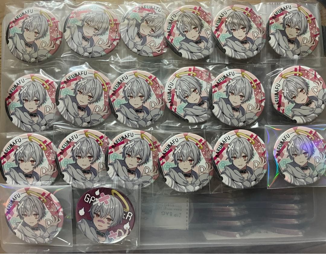 未使用品】そまうさ缶バッジ そらまふうらさか まふまふ FPS