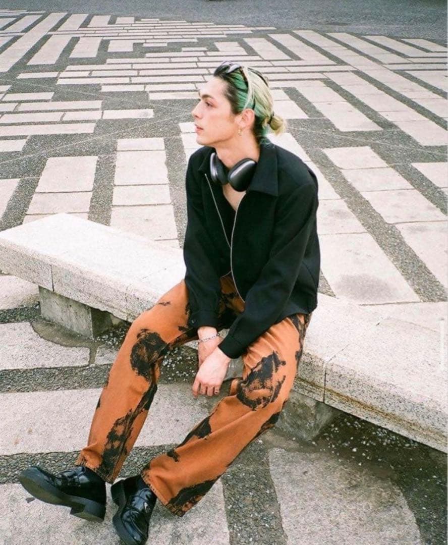 最終値下げ！　SUNFLOWER ブラック ジャケット(モーガン蔵人着用) シンプルでおしゃれ、しかも機能的。プラスフェニックスとフリークス