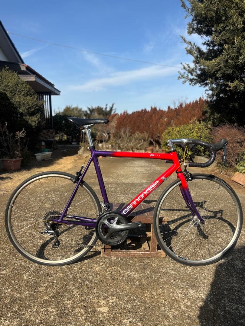 美品 Cannondale R700 ロードバイク 新品パーツ多数