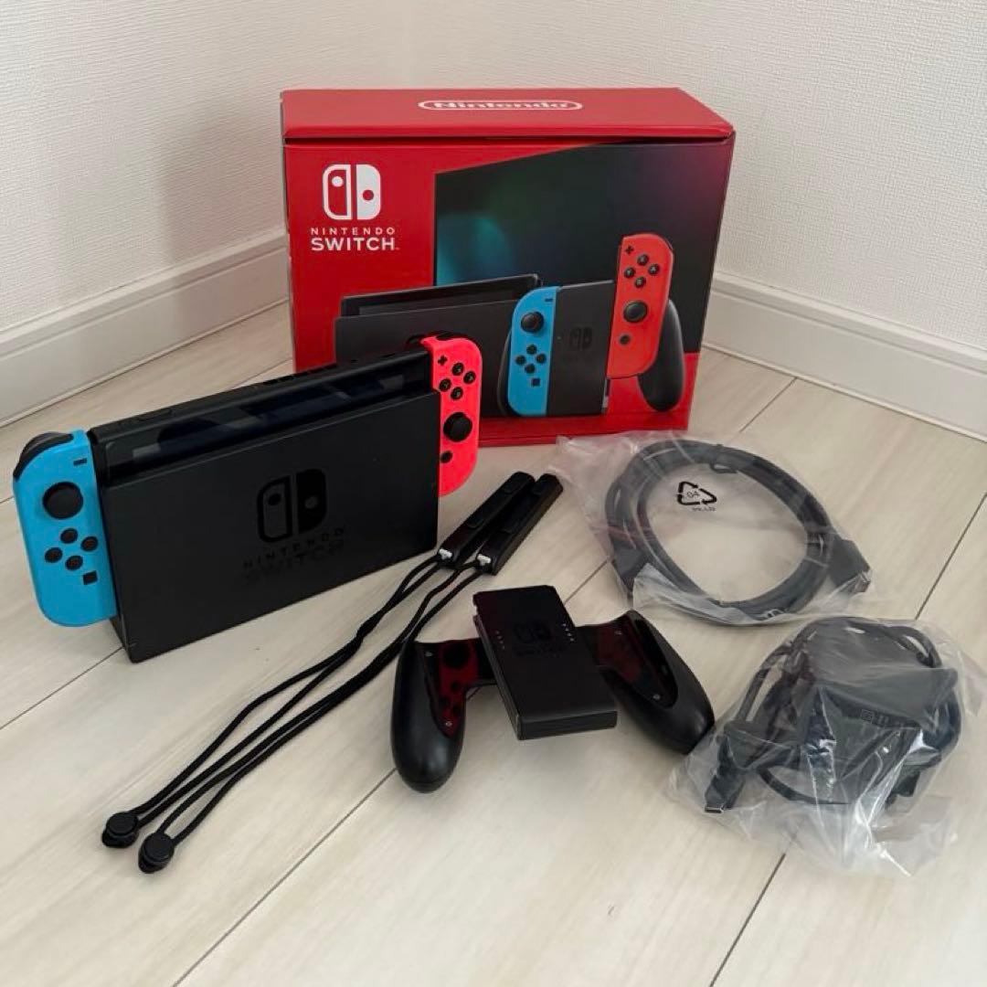 Nintendo Switch 本体 青と赤【付属品完備】ケース付き