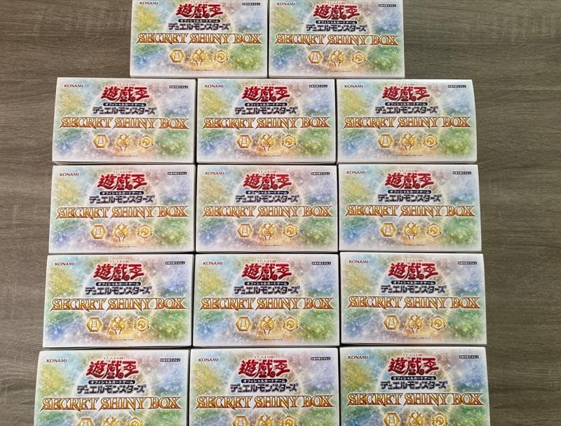 遊戯王 Structure Secret Shiny Box 14箱 遊戯王OCGデュエルモンスターズ SECRET SHINY BOX | 商品情報 | 遊戯王
