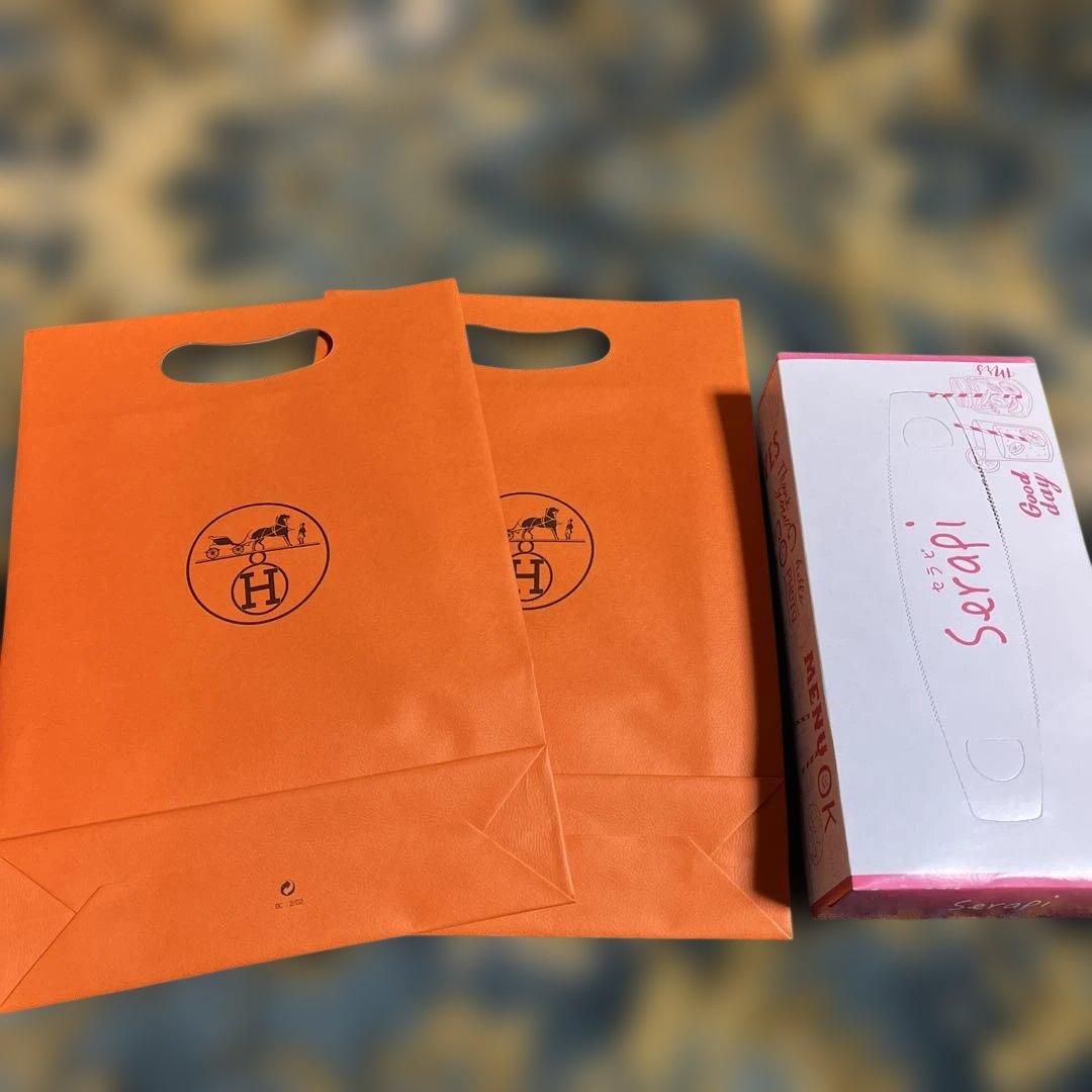 HERMES オレンジ ショッピングバッグ 2枚セット 27日までの出品です