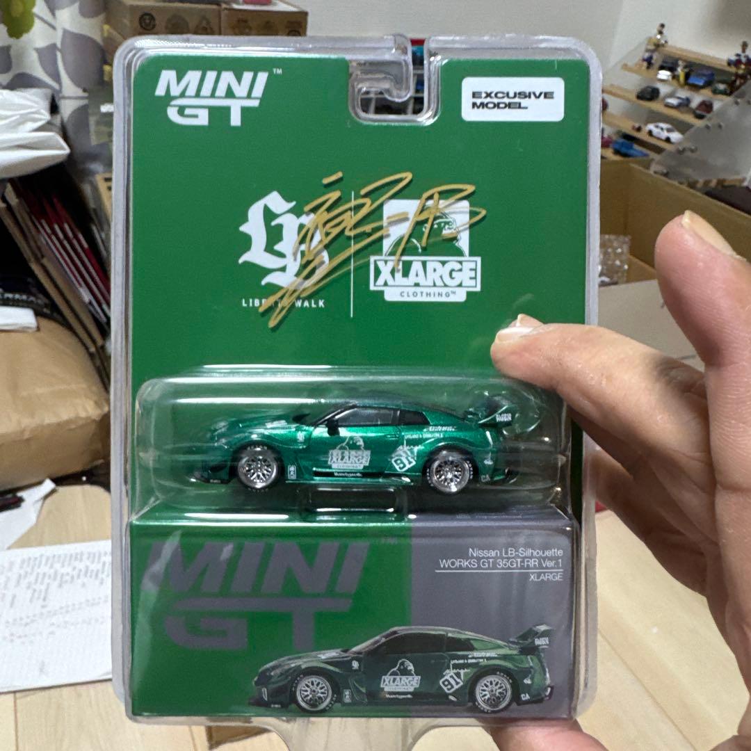 LIBERTY WALK MINI GT エクスクルーシブモデル
