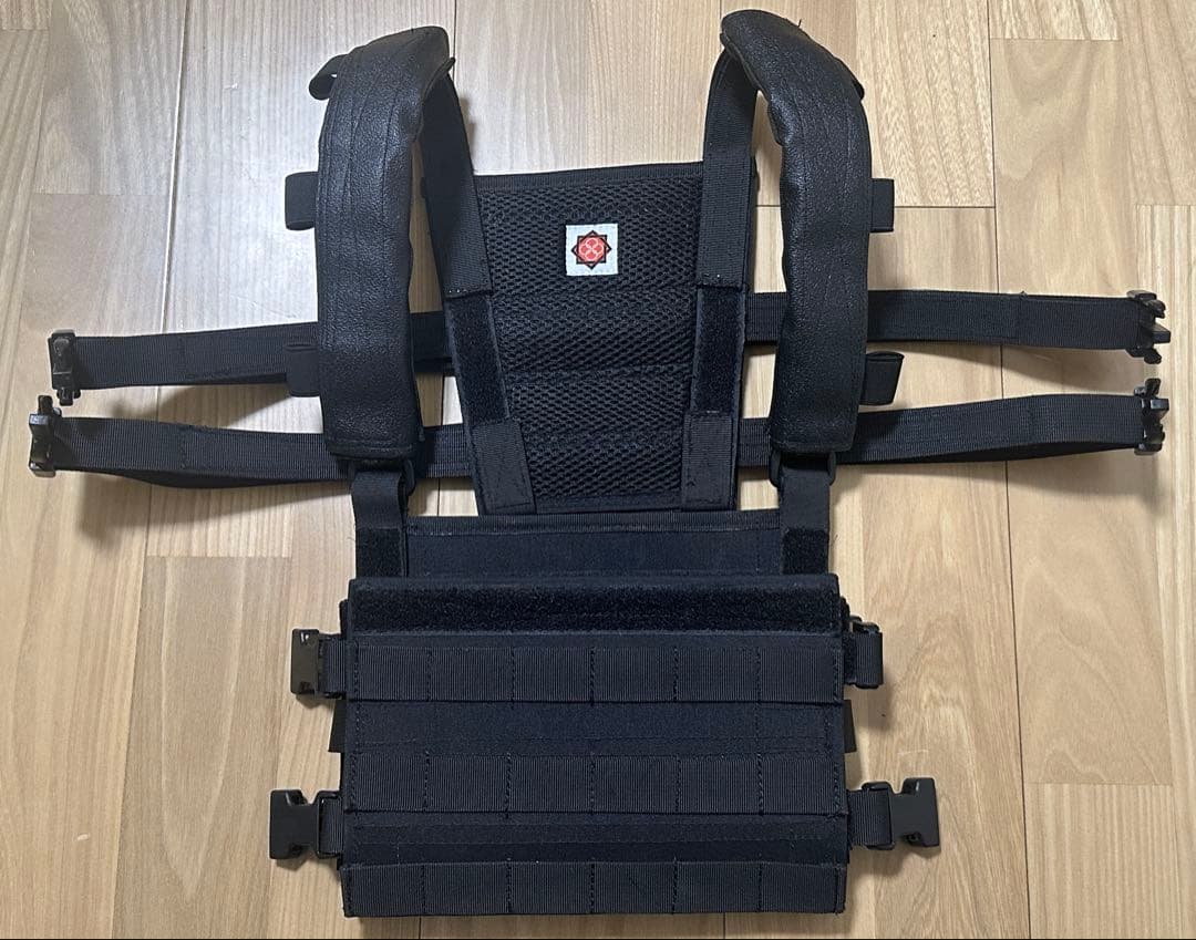 田村装備開発　UCR-R ブラック　チェストリグ