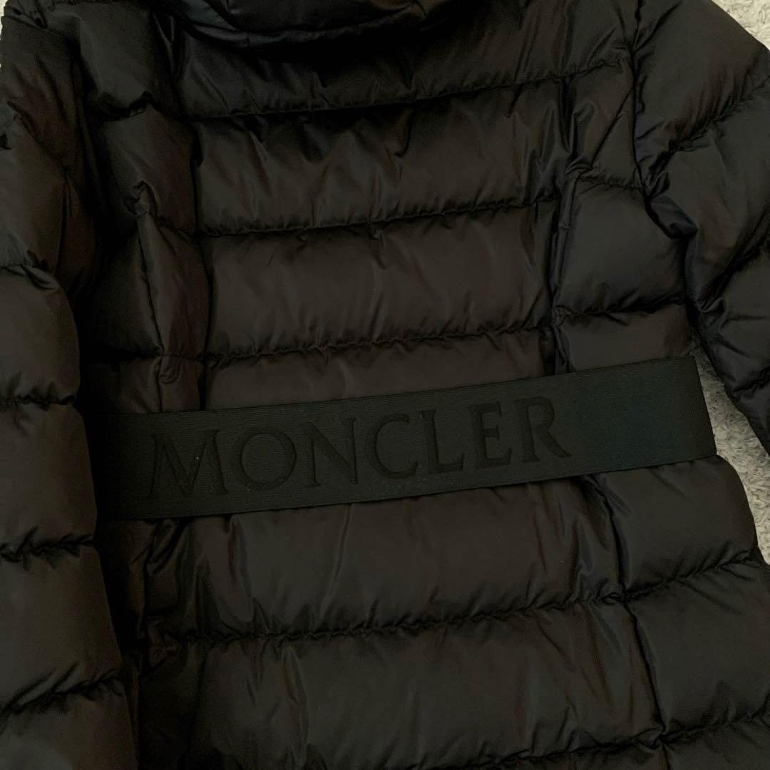 《美品》MONCLER ブラック ダウンジャケット