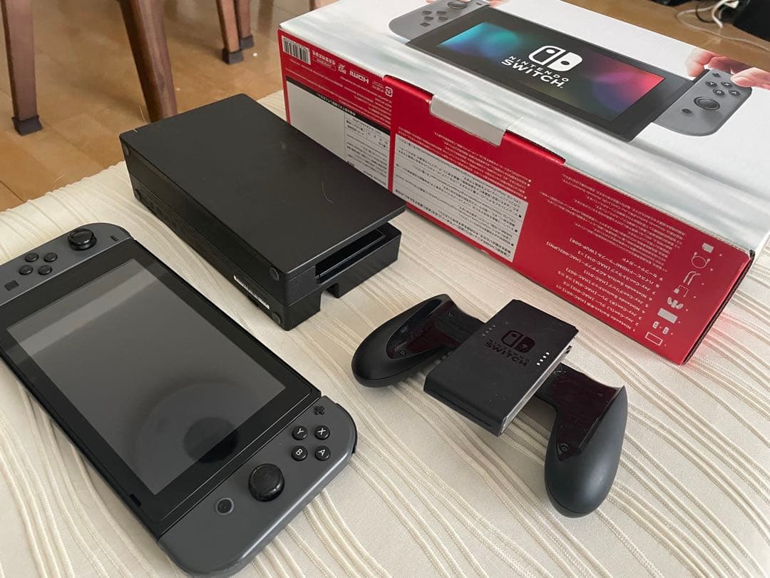 Nintendo Switch 本体一式　箱有り 希少初期型・XAJ10000〜】Nintendo SWITCH 本体セット｜Yahoo!フリマ