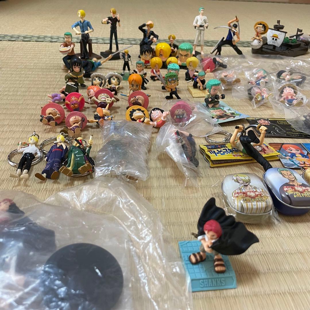 ワンピース】フィギュア・キーホルダーまとめ売り - メルカリ