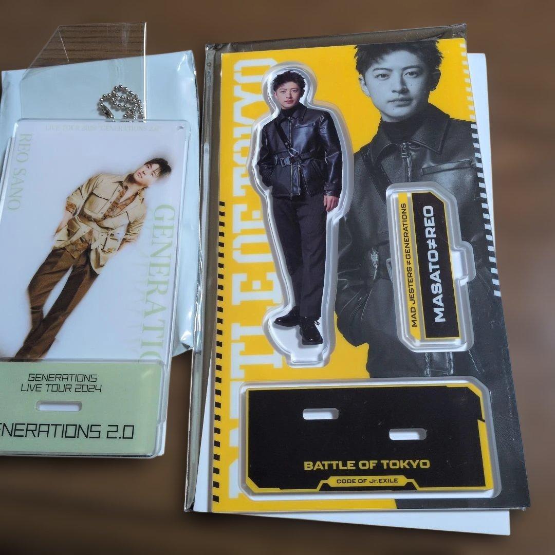 佐野玲於 アクリルスタンド 2つ - メルカリ