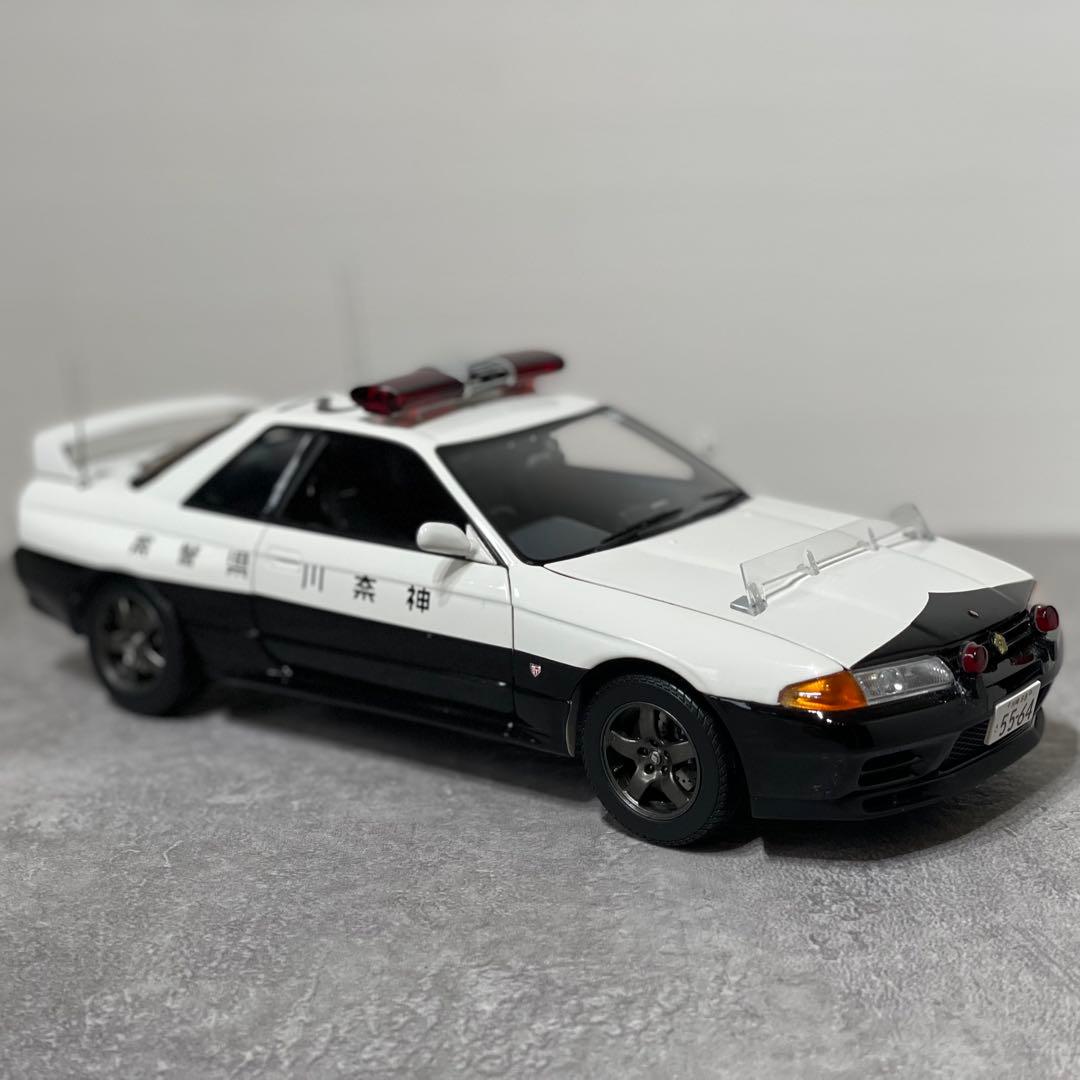 オートアート　1/18 R32スカイラインGT-Rパトカー　神奈川県警